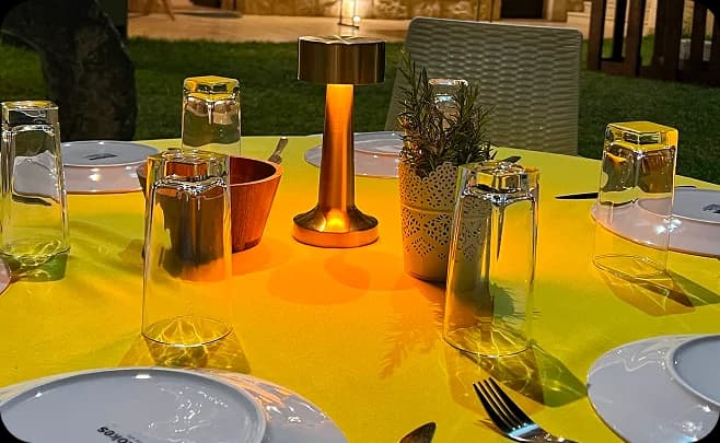 Table setup — Meeting Point project